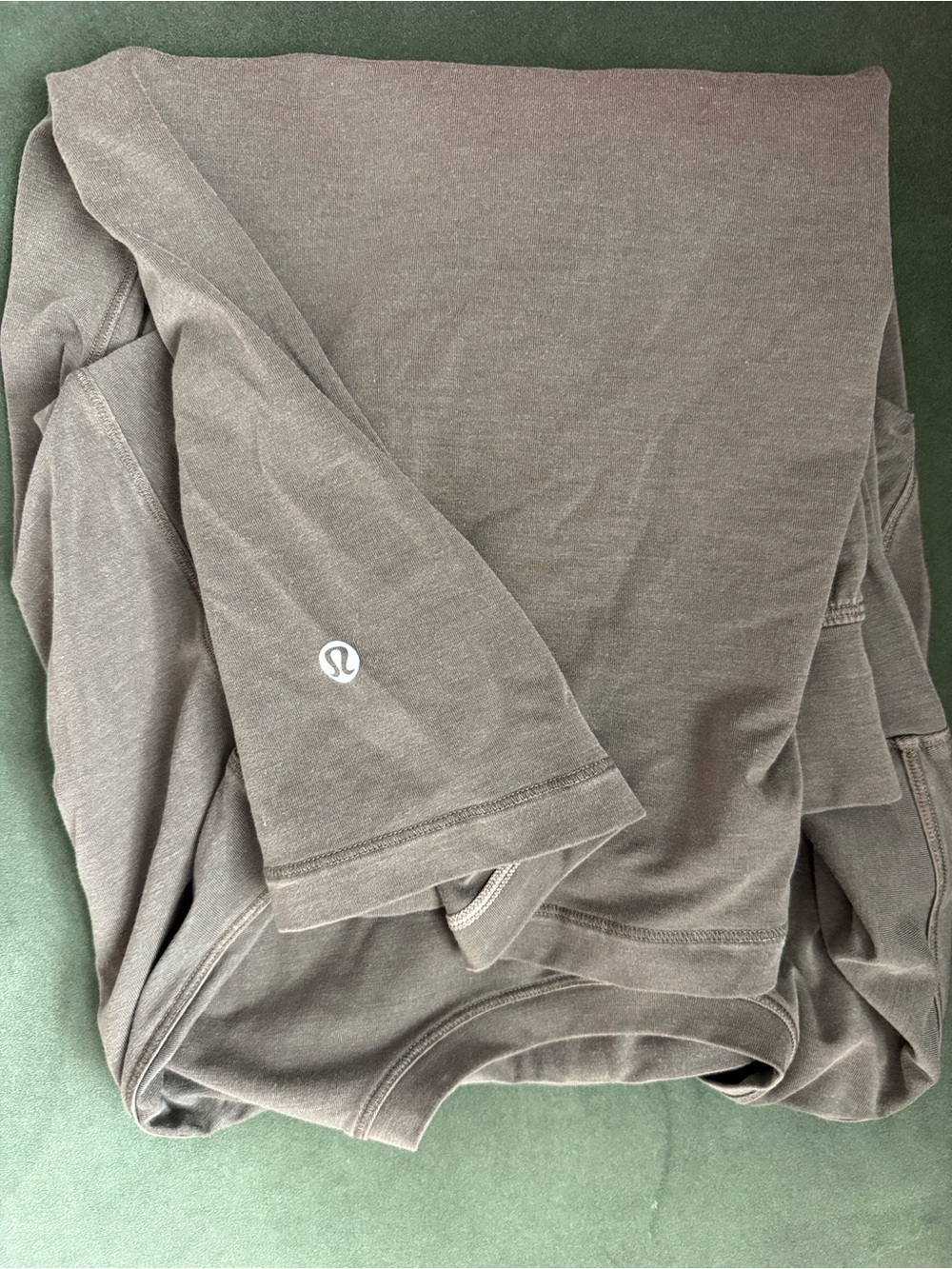 Lululemon easyset, relaxed, long sleeve sz 2 - Elmwood color - Picture 6 of 6